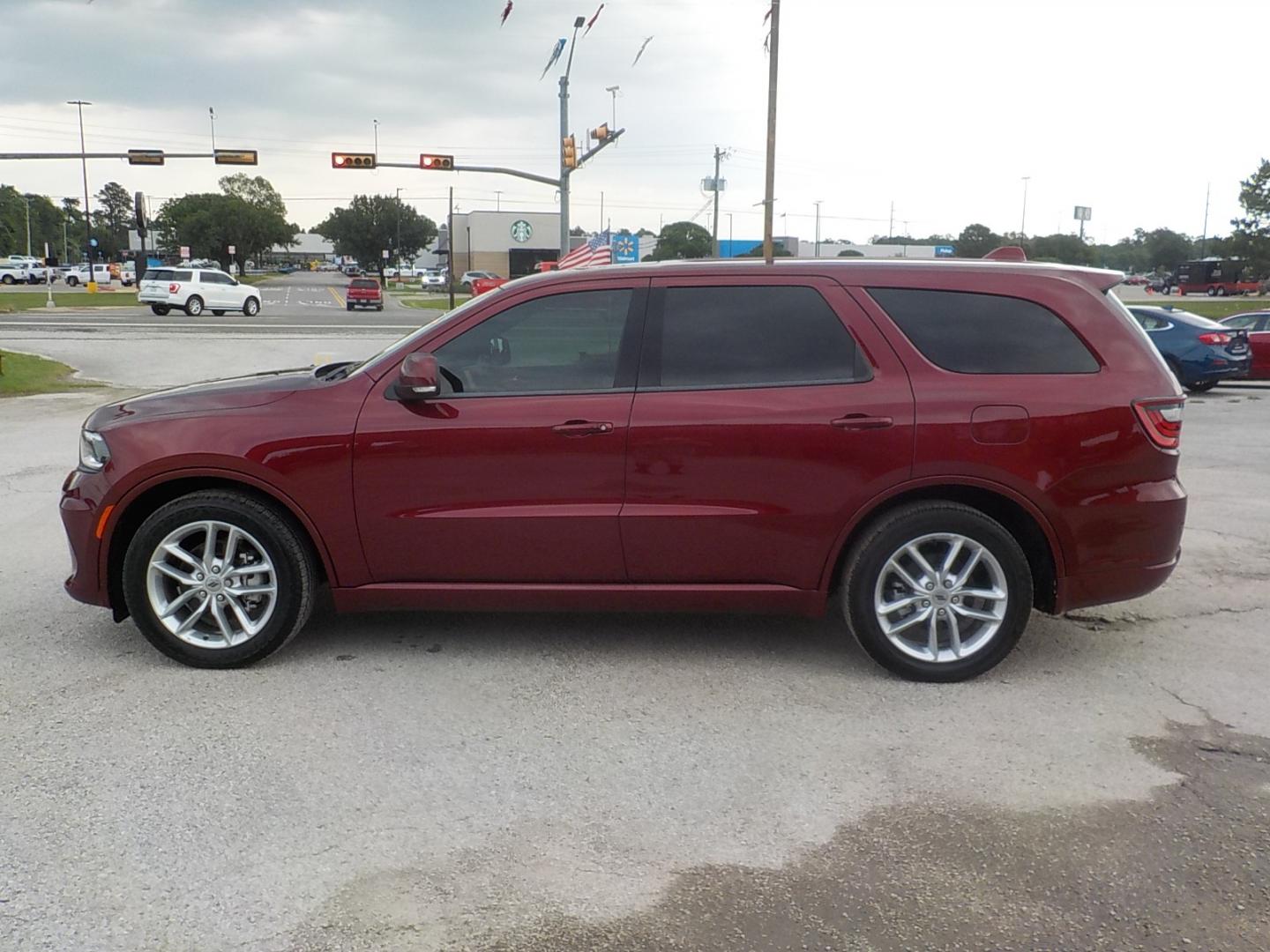 2022 Maroon /Black Dodge Durango (1C4RDHDG2NC) , located at 1617 W Church Street, Livingston, TX, 77351, (936) 327-3600, 30.710995, -94.951157 - LOW MILES!! Great family ride!! - Photo#4